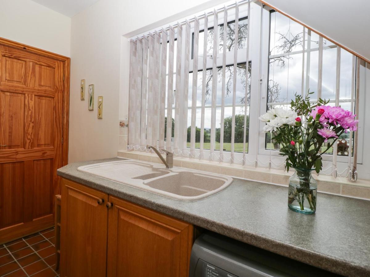 Whitlow Lodge Annex Γκλόστερ Εξωτερικό φωτογραφία